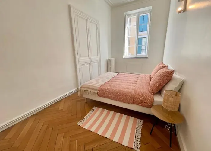 Apartament Dame Carcas